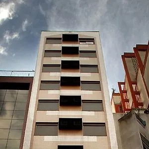 فندق ماستر إكسبريس ألبيرتو بينس